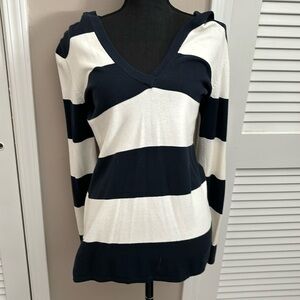 Blue and white striped women’s hoodie, top gap size medium